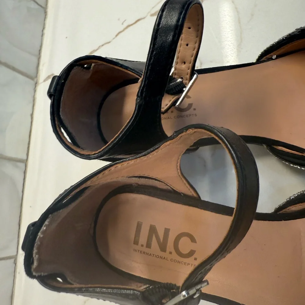 INC International Concepts Black and Silver Kids‎ Dress Shoes
